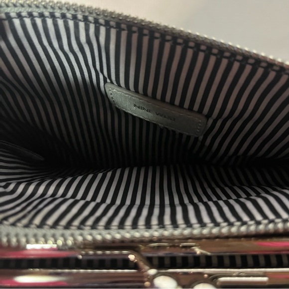 Nine West Reptile Crossbody Bag in Light Gray - NWT - Picture 7 of 13